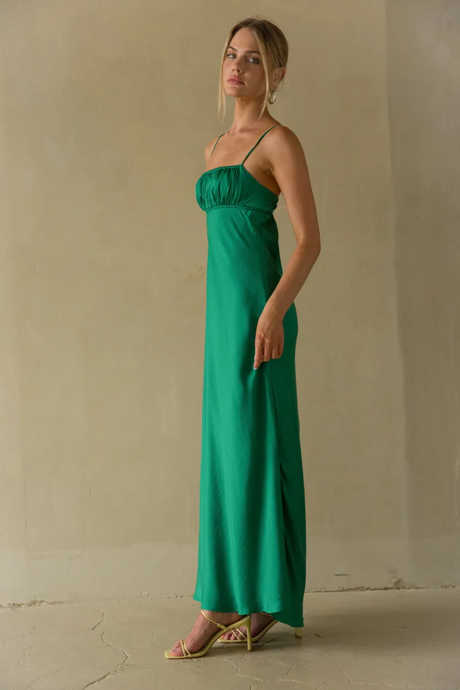 Adelai Open Back Satin Maxi Dress layer free