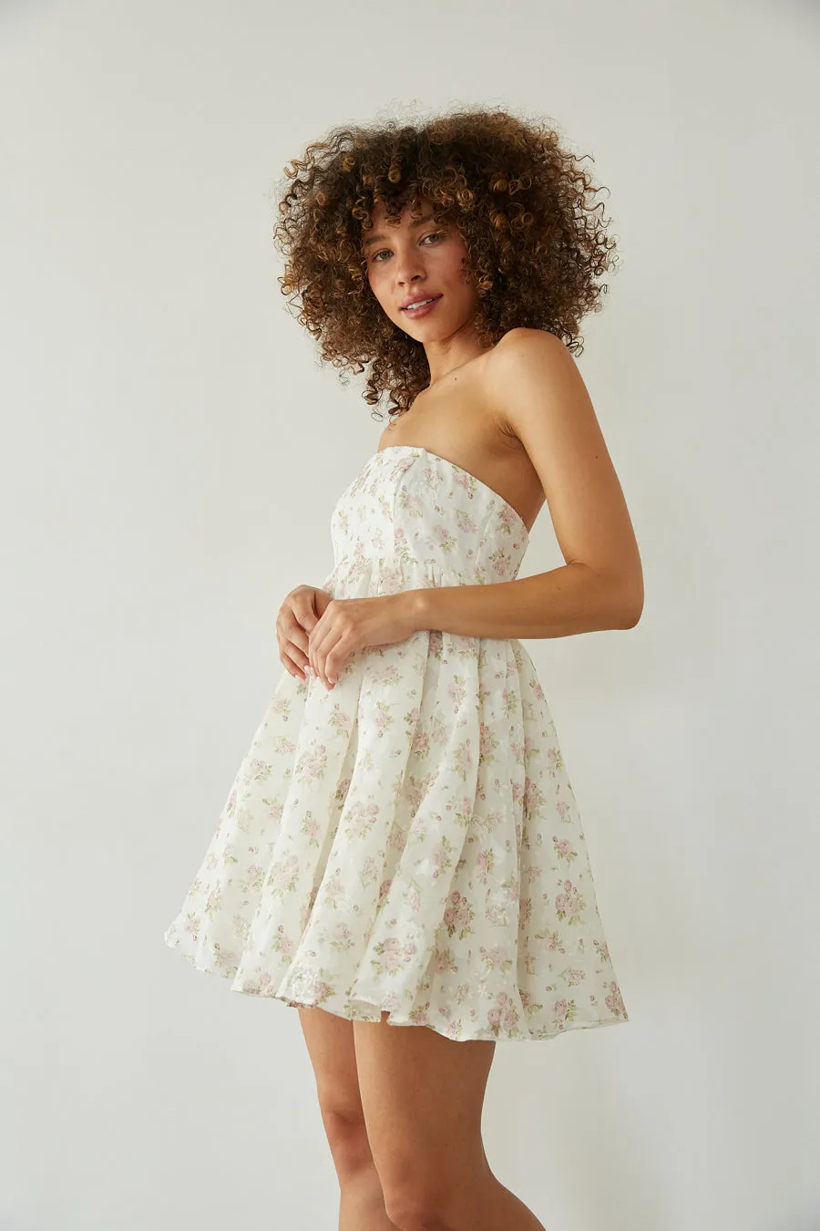 Bella Floral Strapless Babydoll Mini Dress breezy line
