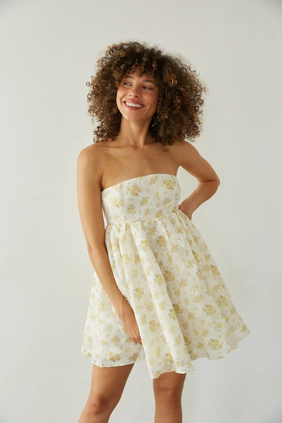 Bella Floral Strapless Babydoll Mini Dress breezy line