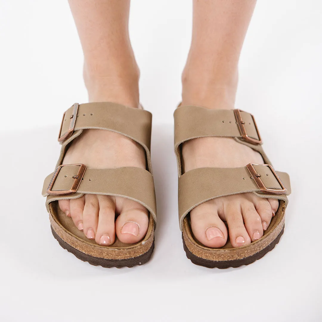 Birkenstock Arizona-Oiled Leather/Tobacco toe room