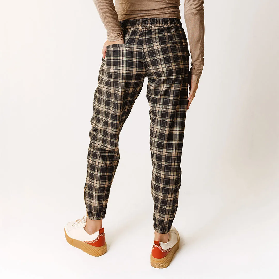 Bonnie Plaid Jetsetters chill outfit