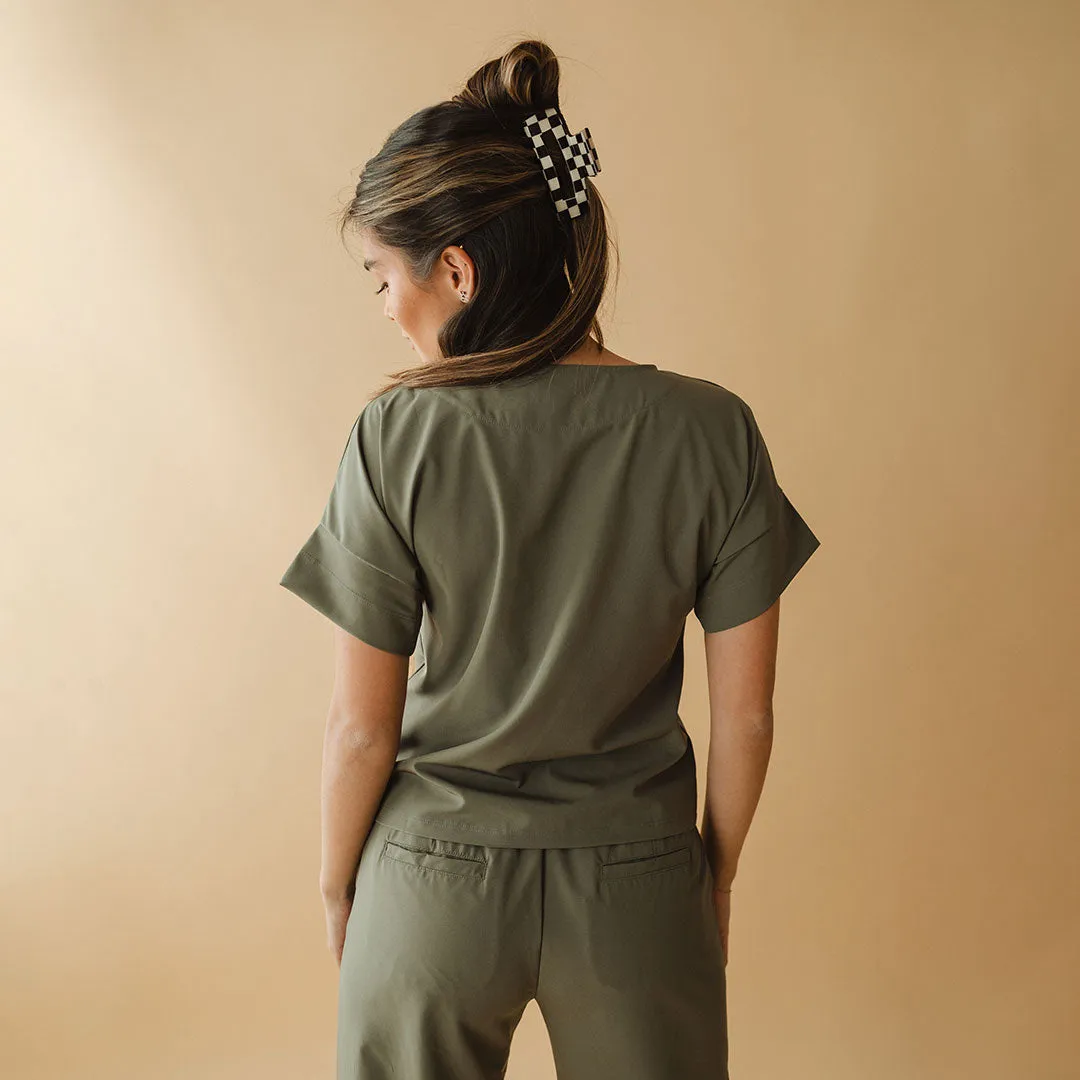 Boss Tee, Olive retro feel
