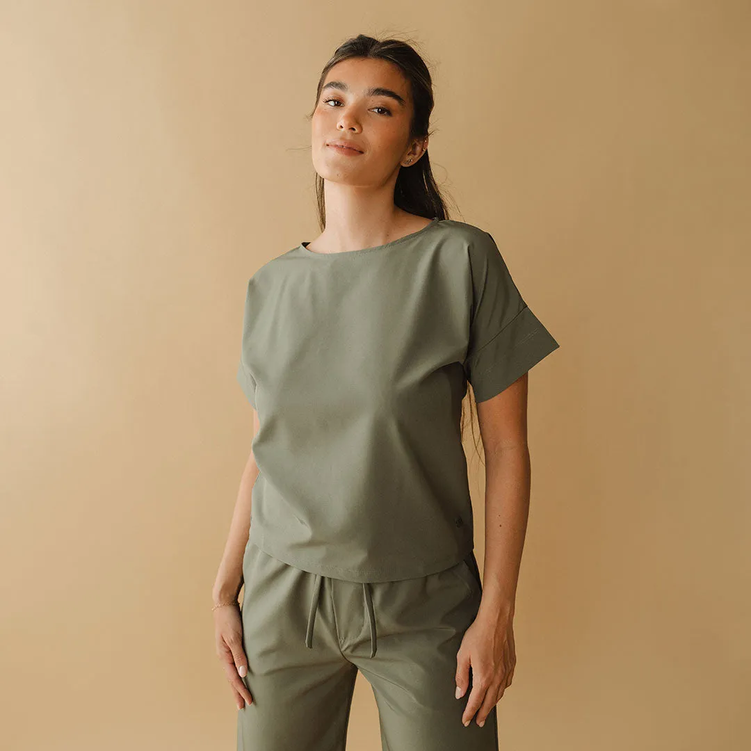 Boss Tee, Olive retro feel