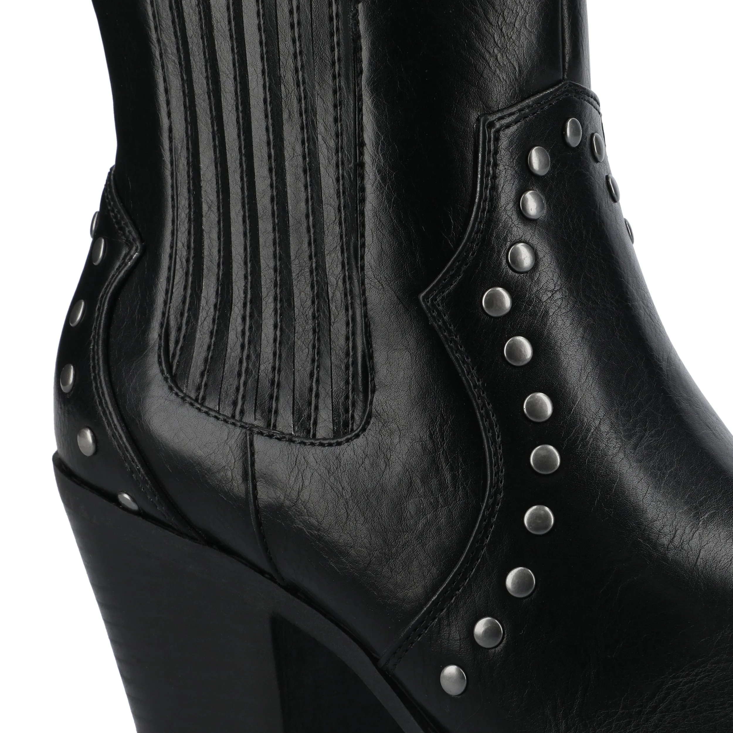 BRAYLEE WESTERN ANKLE BOOTIES skirt pair