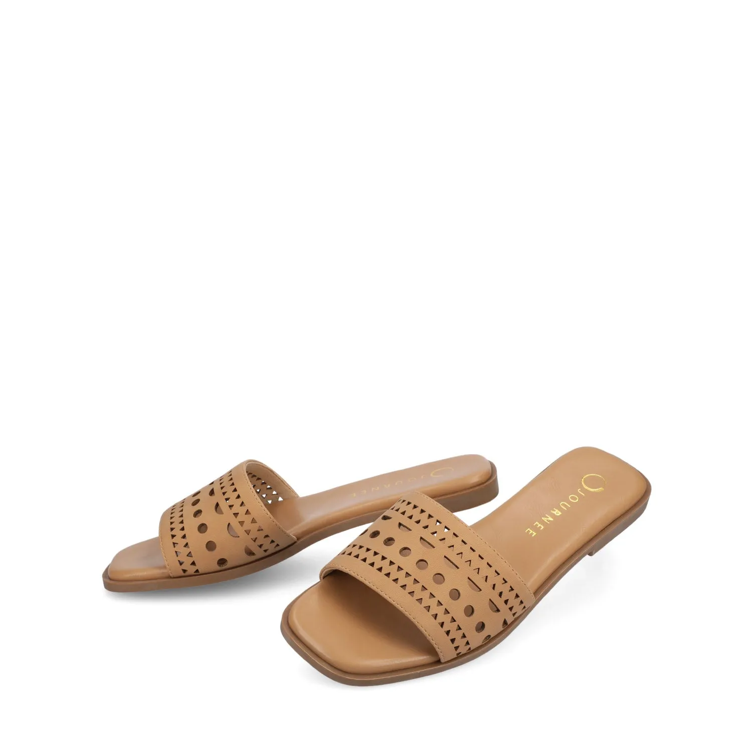 BRODIE SLIDE SANDALS IN FAUX LEATHER spring vibe