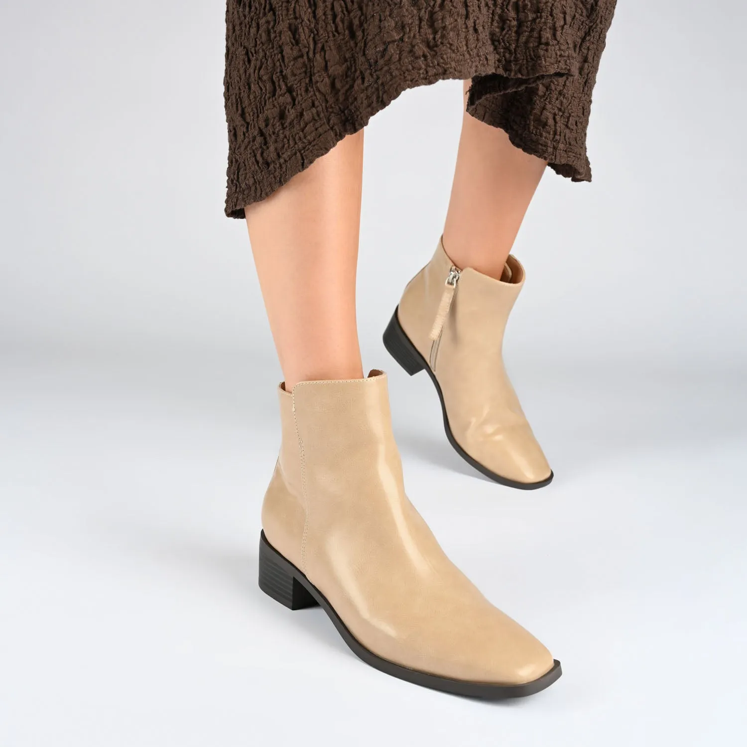 CAPPRI SQUARE-TOE BOOTIES IN FAUX LEATHER arch hug