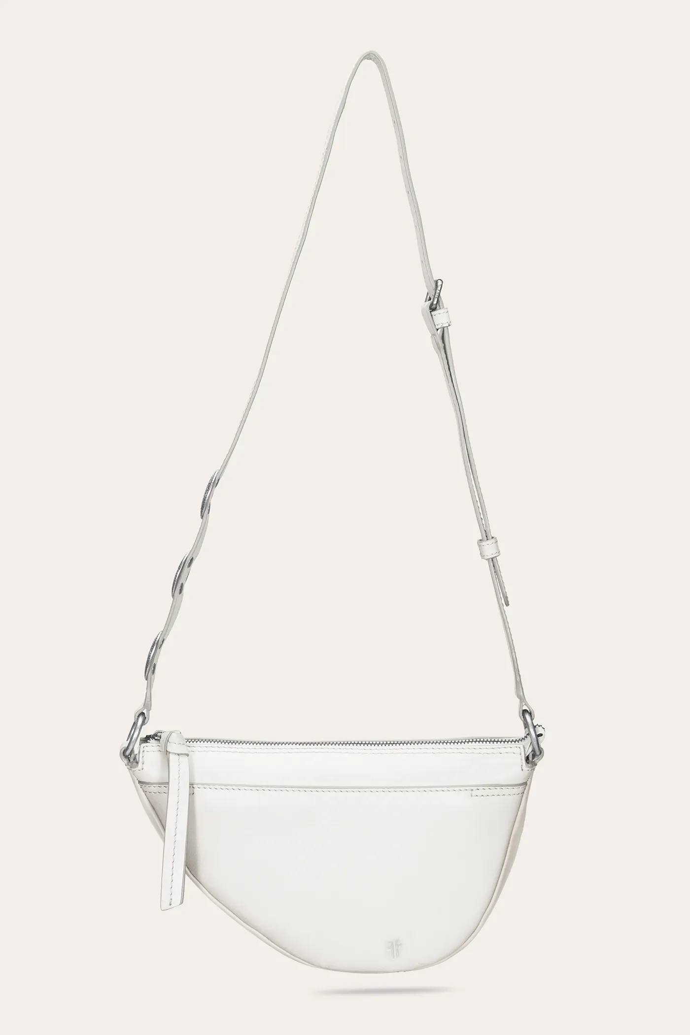 Cheyenne Saddle Bag cross swing