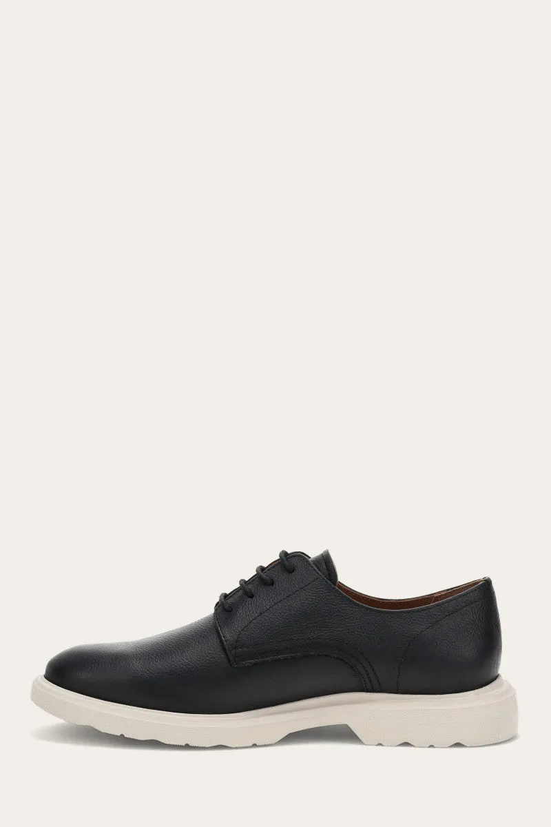 Connor Oxford busy walk