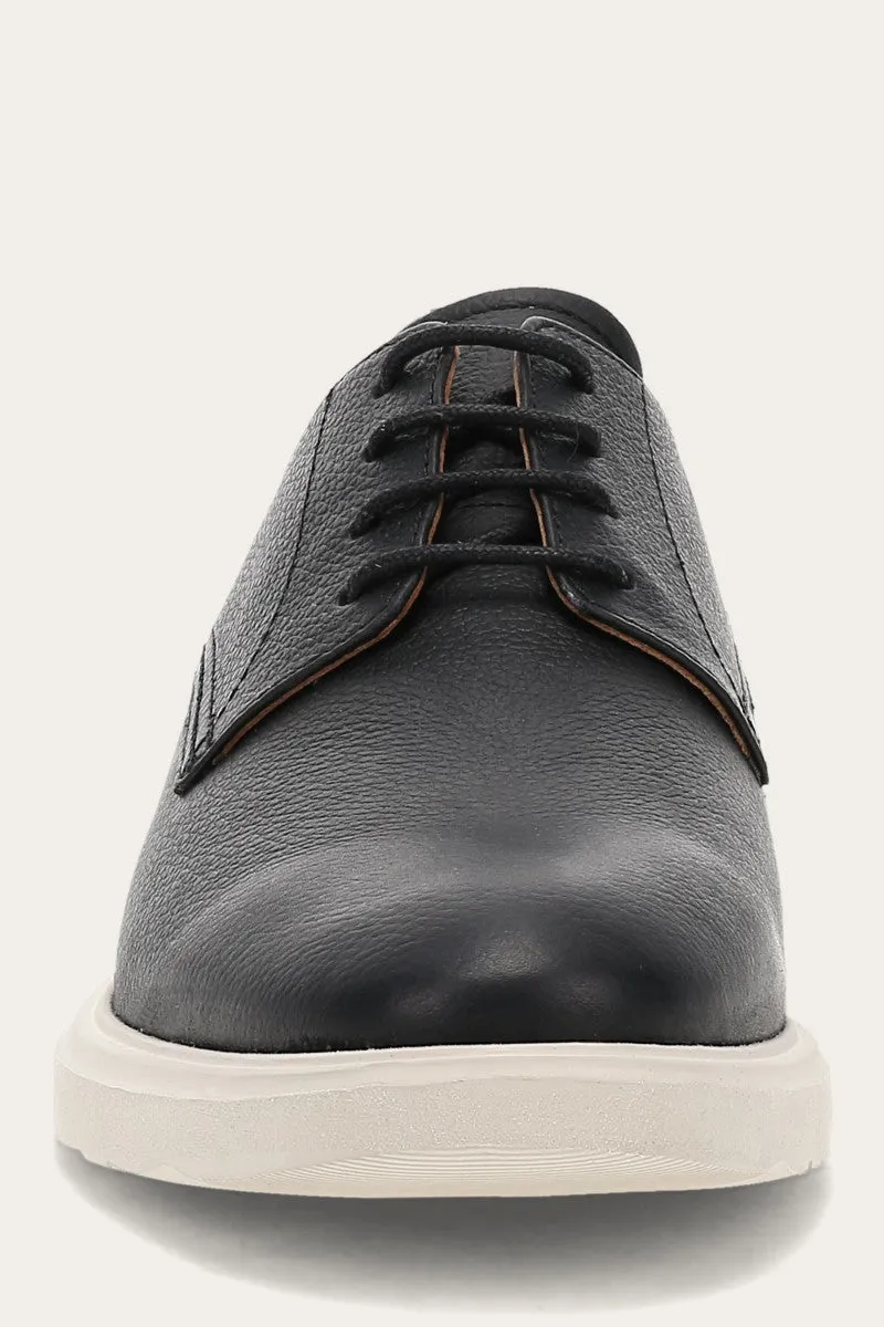 Connor Oxford busy walk