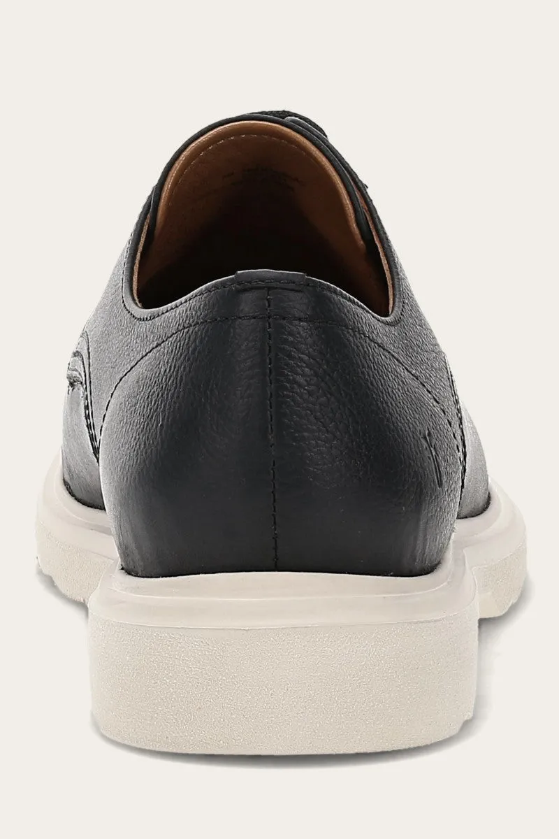 Connor Oxford busy walk