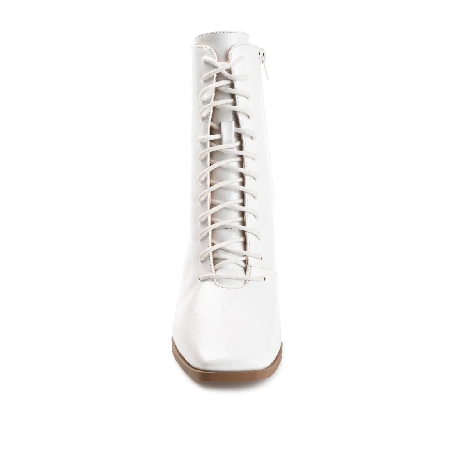 COVVA LACE-UP BOOTIES IN PATENT rainy step