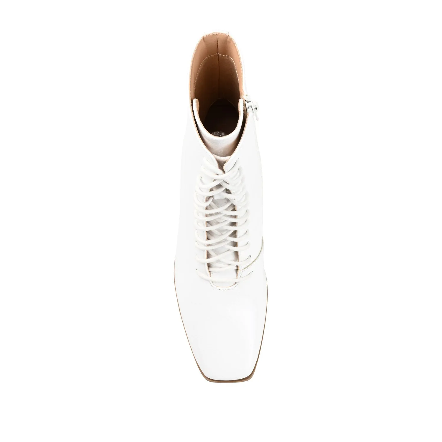 COVVA LACE-UP BOOTIES IN PATENT rainy step