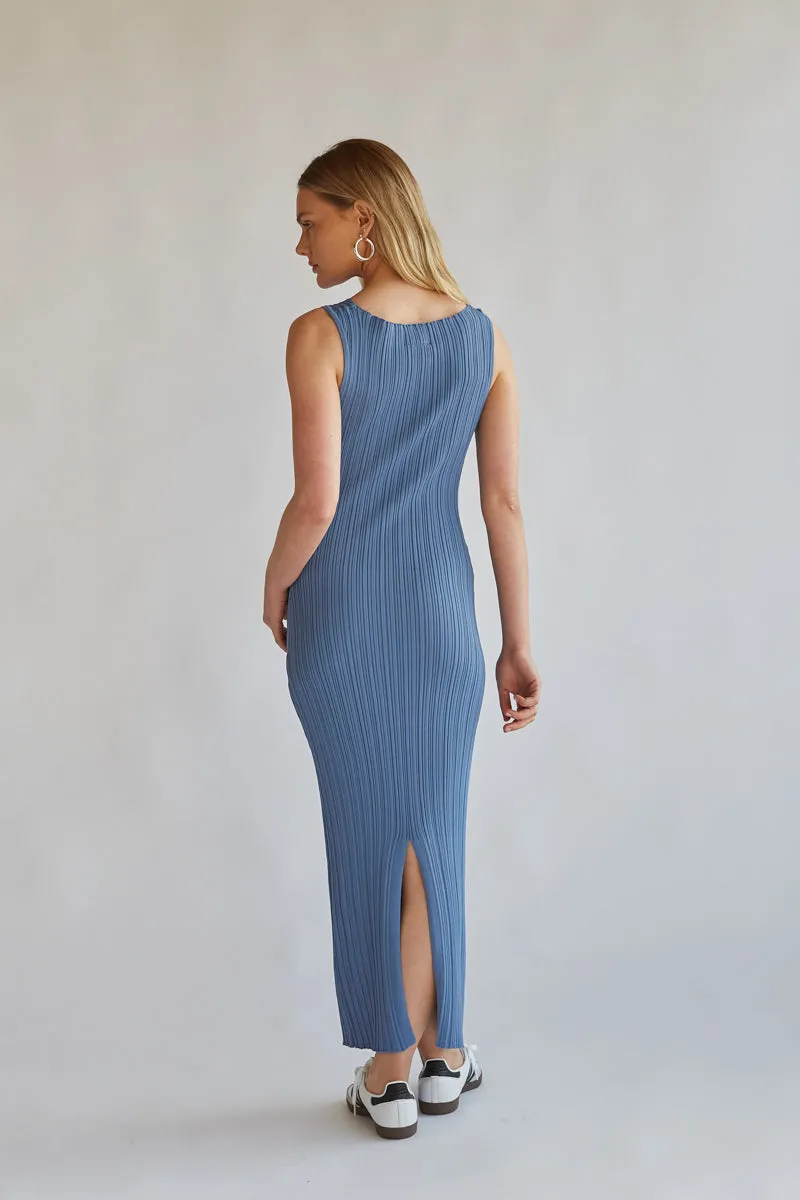 Dariann Sleeveless Ribbed Midi Dress short snap