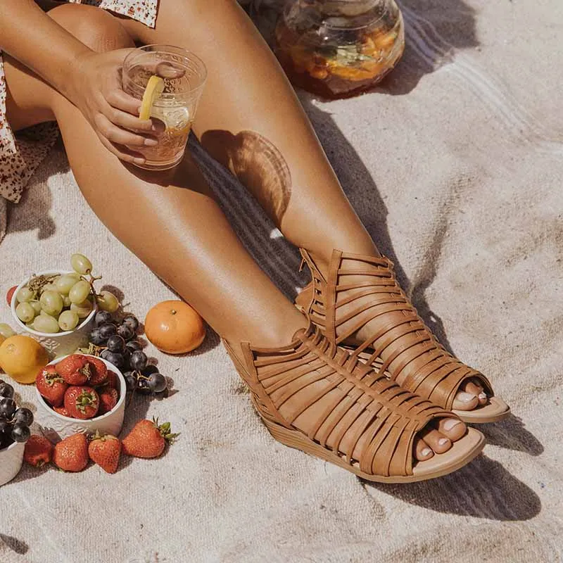 DELILAH GLADIATOR SANDALS IN WIDE tall girl