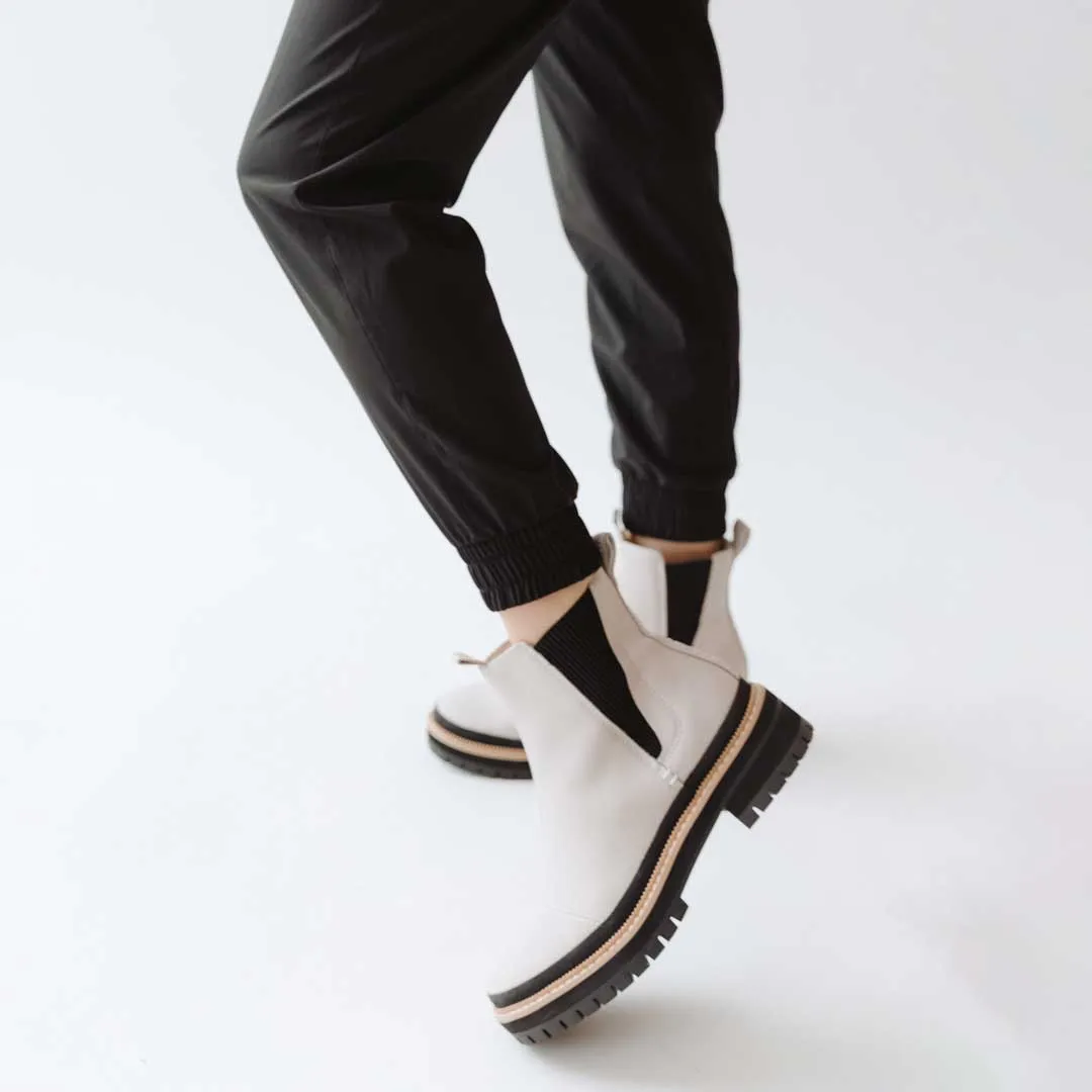 Destination Joggers, Black taper shape
