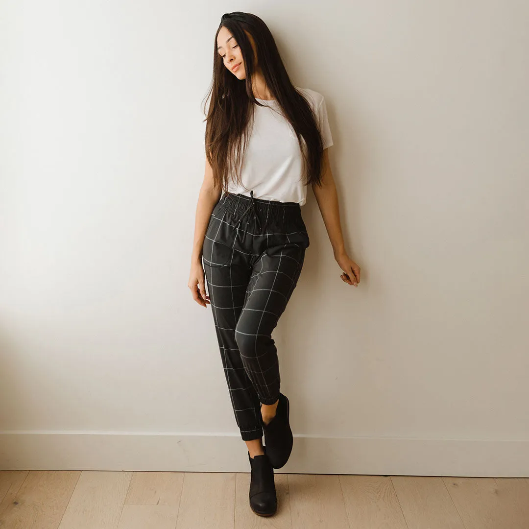 Destination Joggers, Black Windowpane feel strong