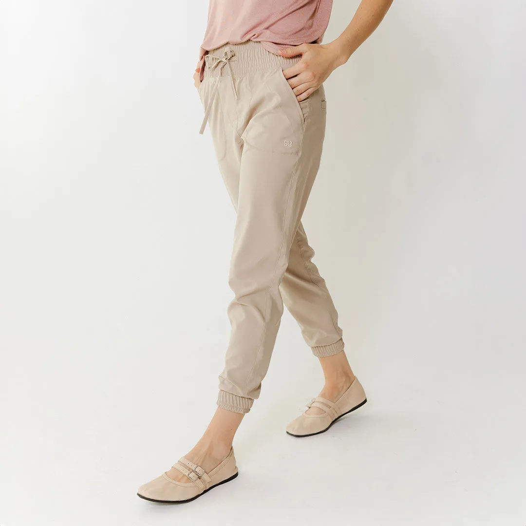 Destination Joggers, Cobblestone track feel