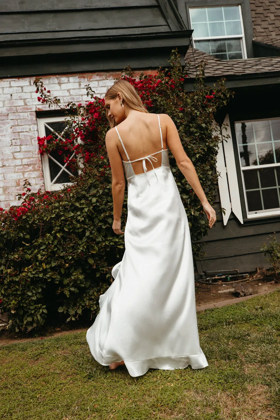 Esmerelda Ruffle Trim Maxi Dress dinner vibe
