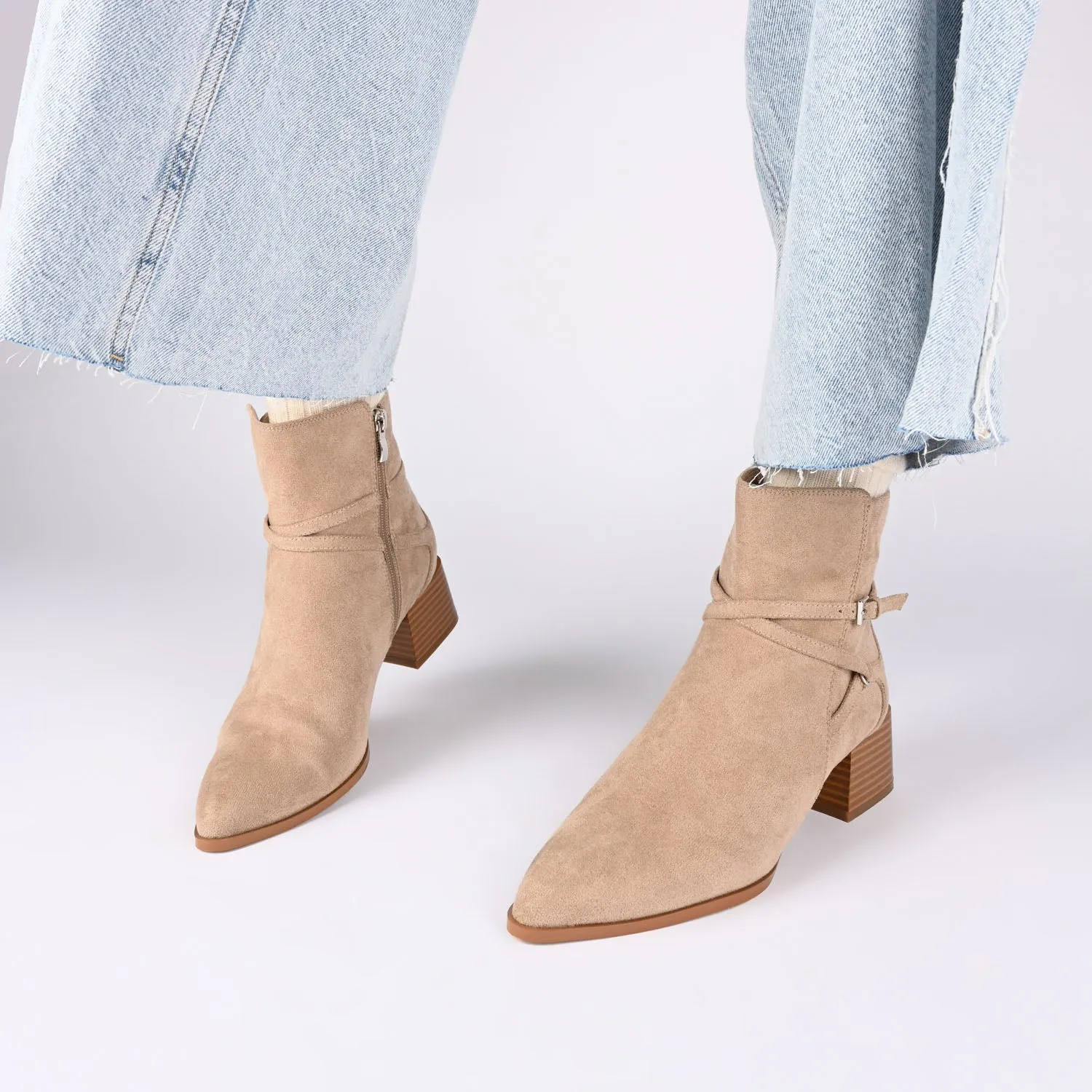 ESTELLE BLOCK HEELED BOOTIES IN FAUX LEATHER wind block