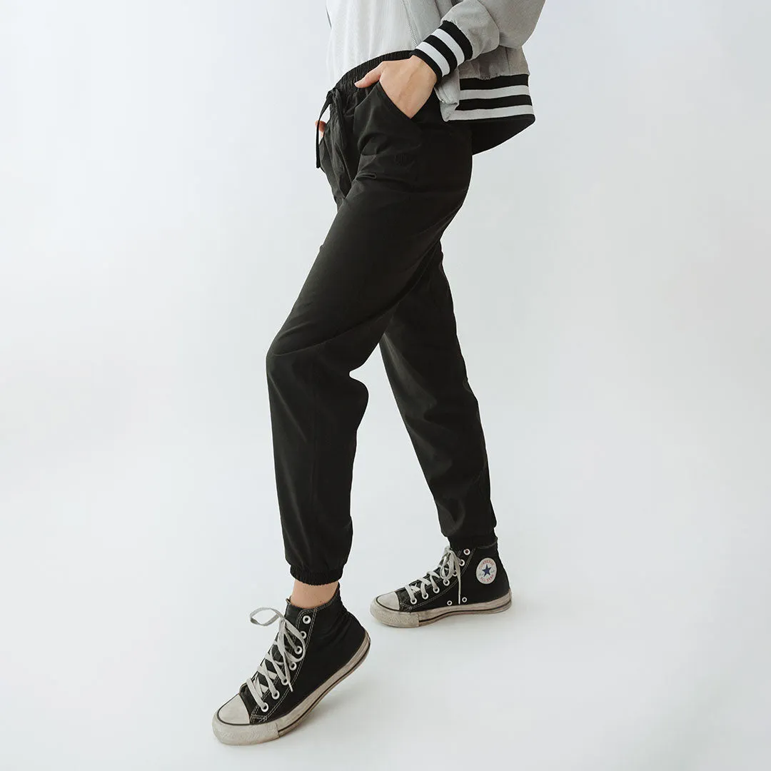 Everywhere Joggers, Black balance tone