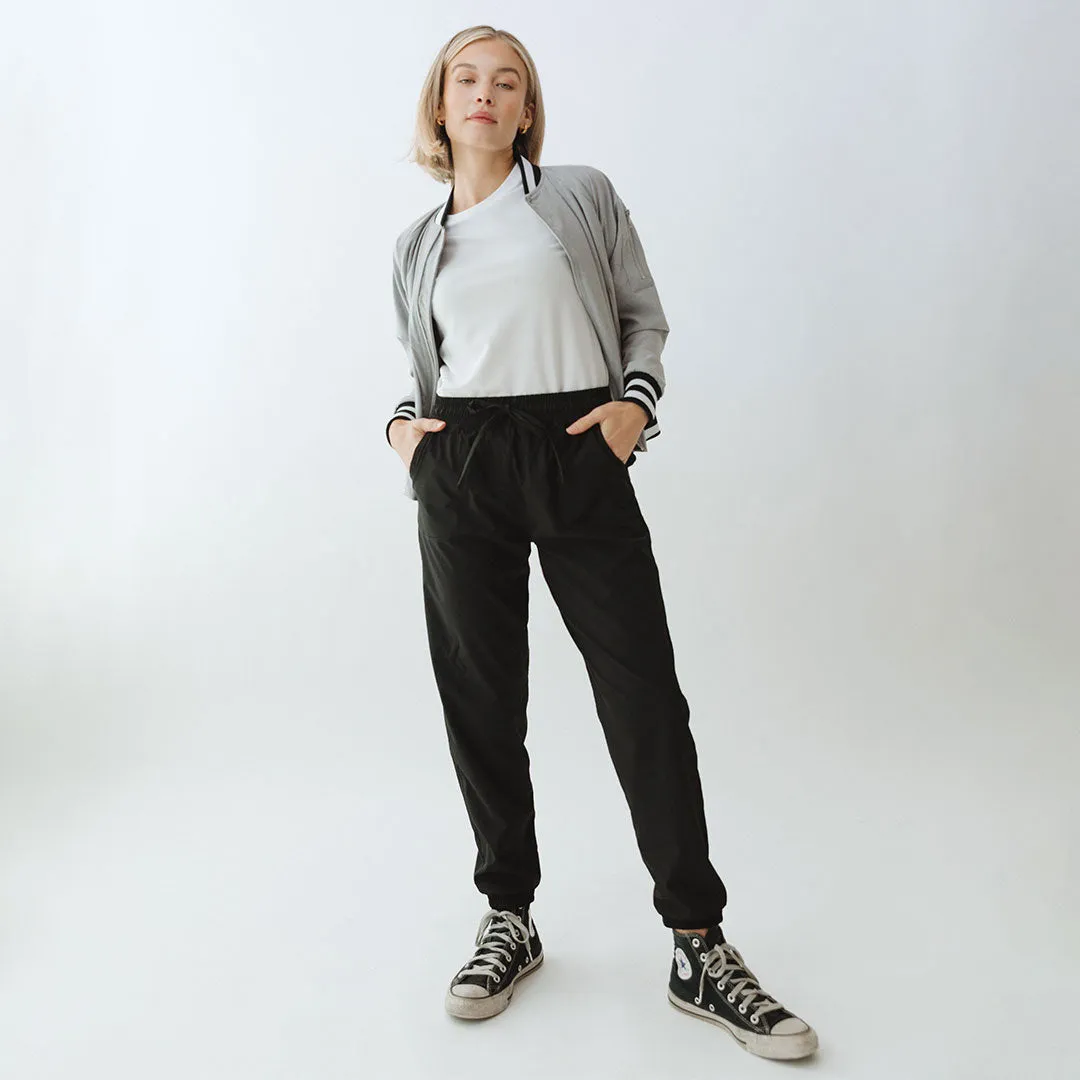 Everywhere Joggers, Black balance tone
