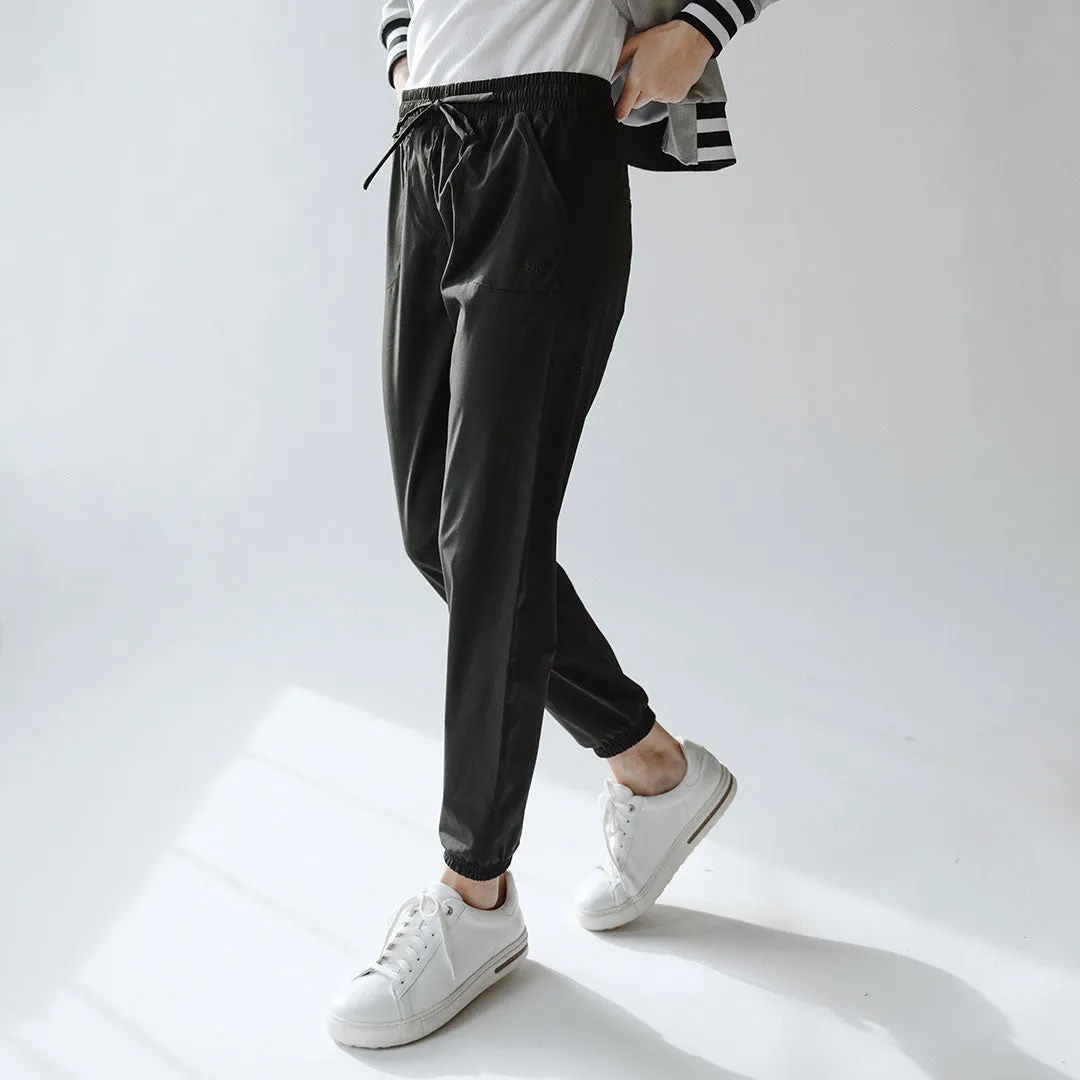Everywhere Joggers, Black balance tone