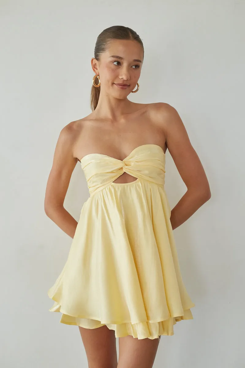 Gabby Twist Babydoll Dress pure tone