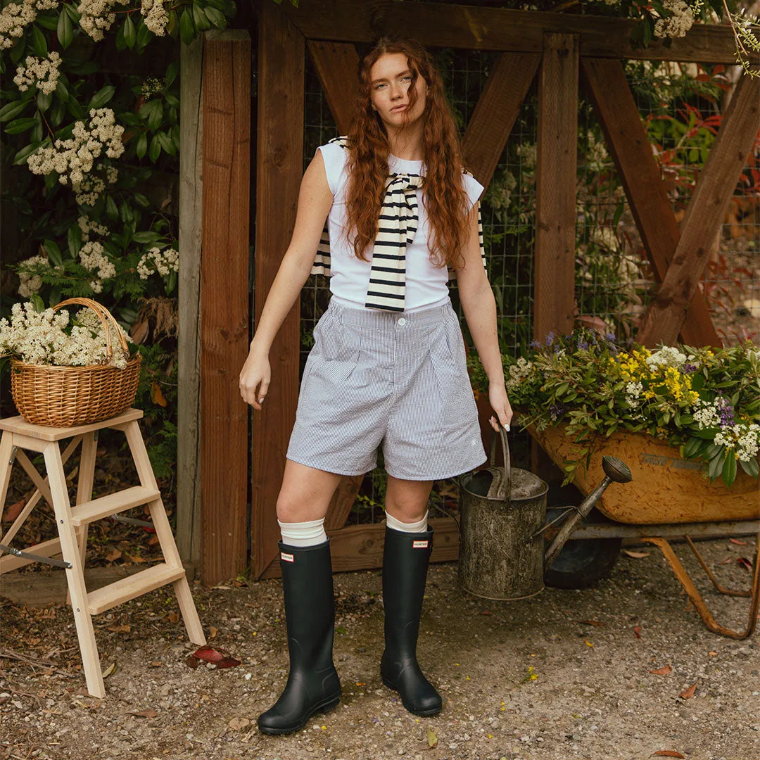 Harvest Shorts, Navy Seersucker travel pick