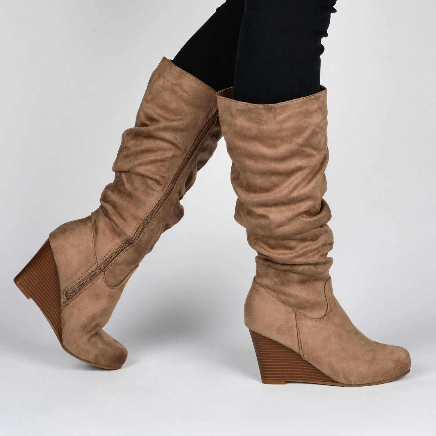 HAZE KNEE HIGH BOOTS IN FAUX SUEDE shine finish