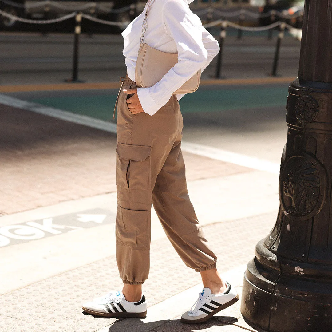 Jetsetter Cargo Joggers, Chestnut chill outfit