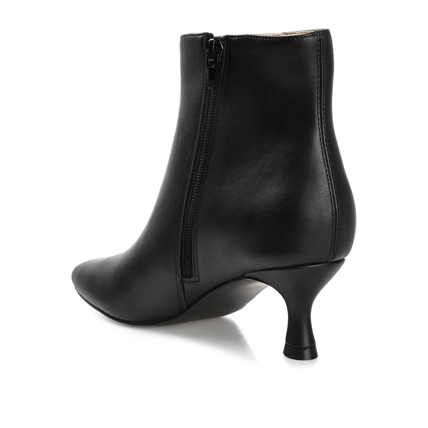 KELSSA POINTED TOE BOOTIES IN FAUX LEATHER snow charm