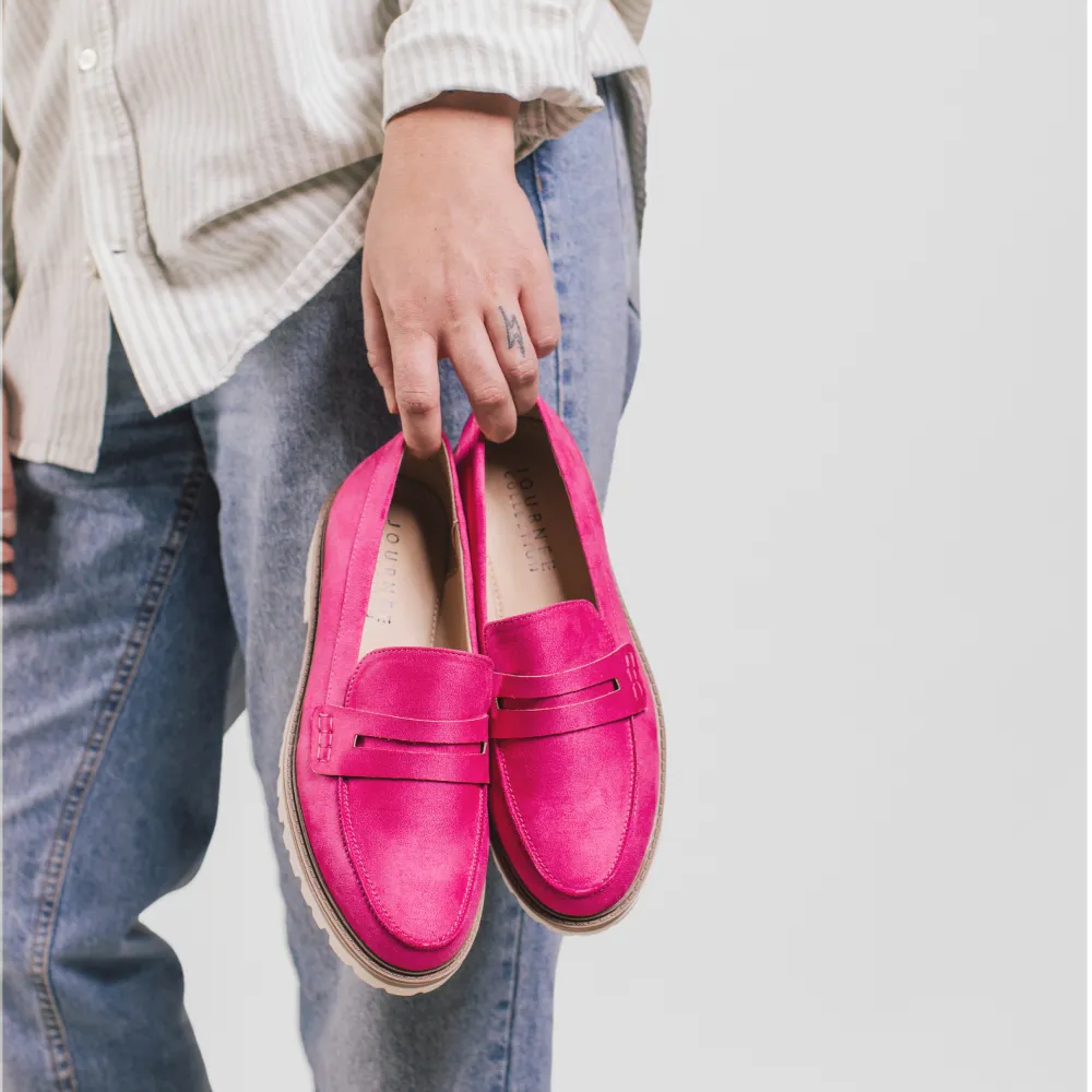 KENLY LOAFER FLATS IN FAUX SUEDE petite size