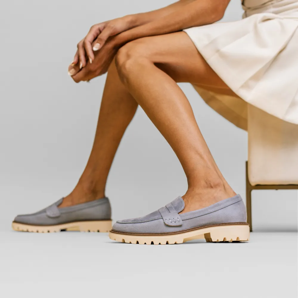 KENLY LOAFER FLATS IN FAUX SUEDE petite size