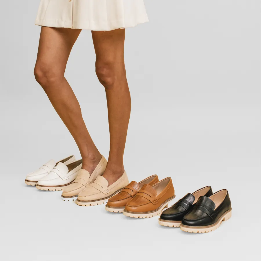 KENLY LOAFER FLATS IN FAUX SUEDE petite size