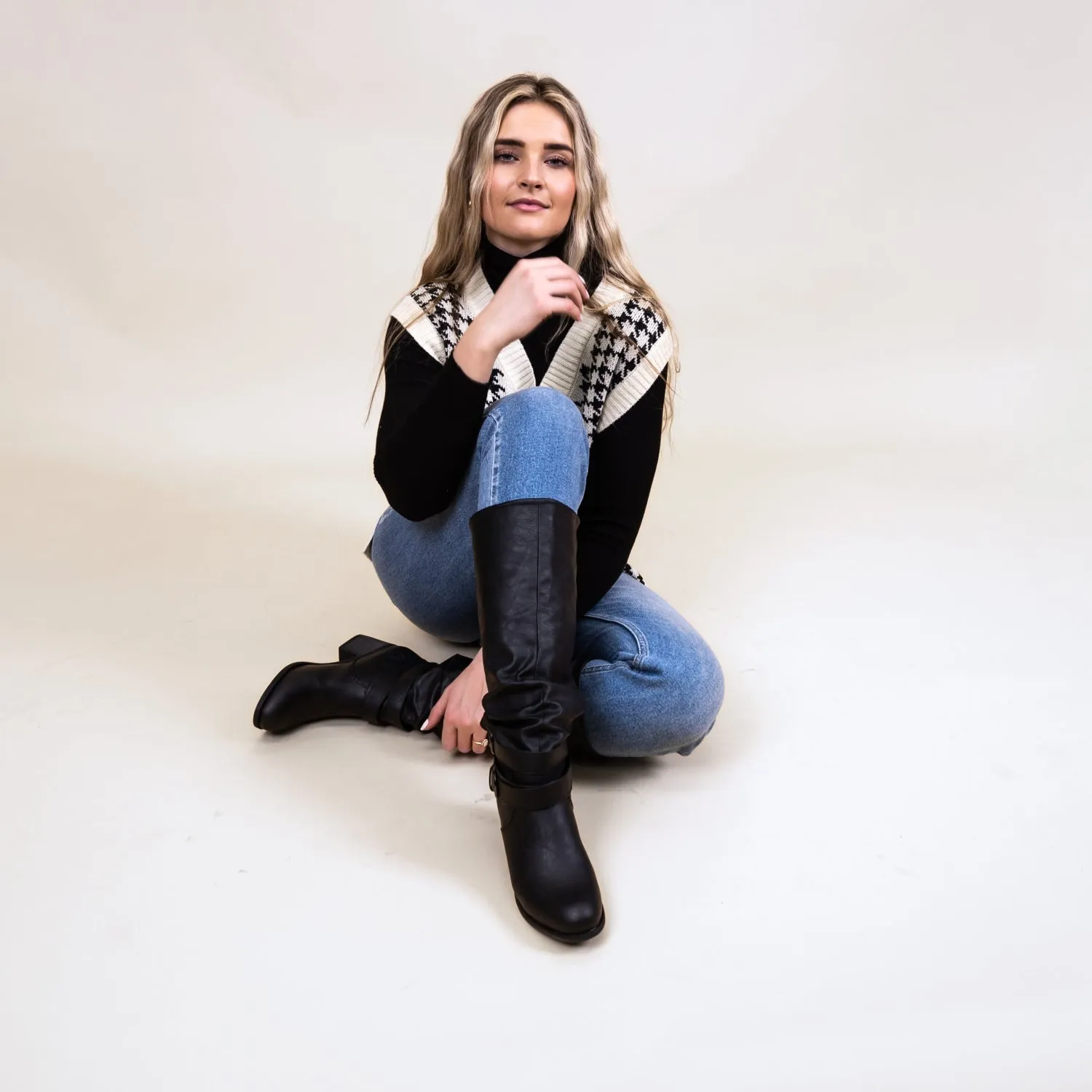 LATE KNEE-HIGH BOOTS IN FAUX LEATHER casual tough