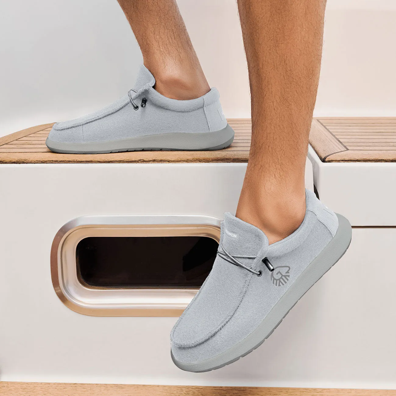 Merino Moccasin Men zip pull