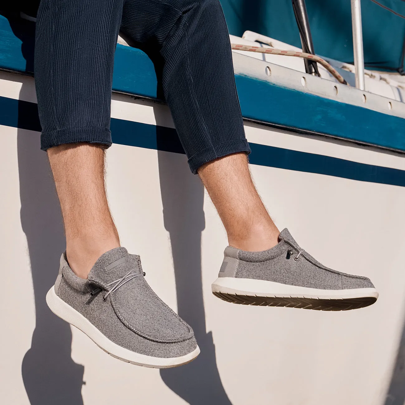 Merino Moccasin Men zip pull