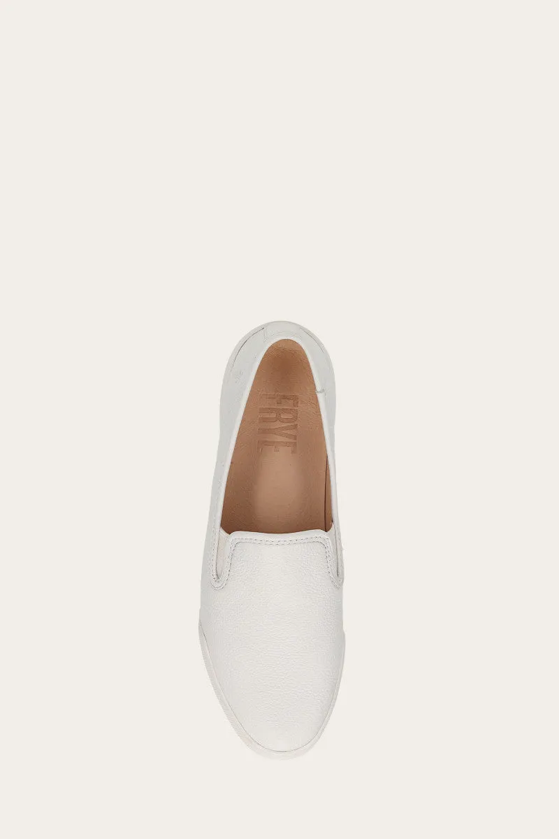 Mia Slip On young soul