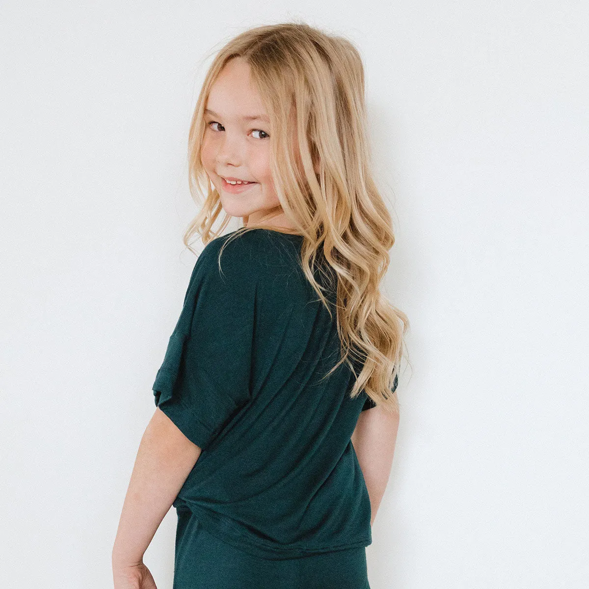 Mini Boxy Tee, Hunter Green chill moment