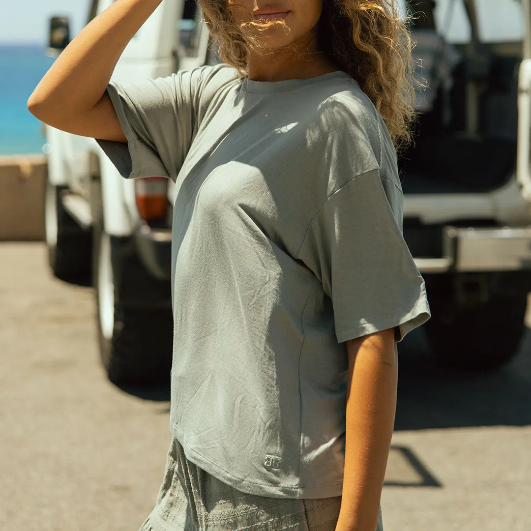 Perfect Oversized Bamboo Tee, Sage light fit