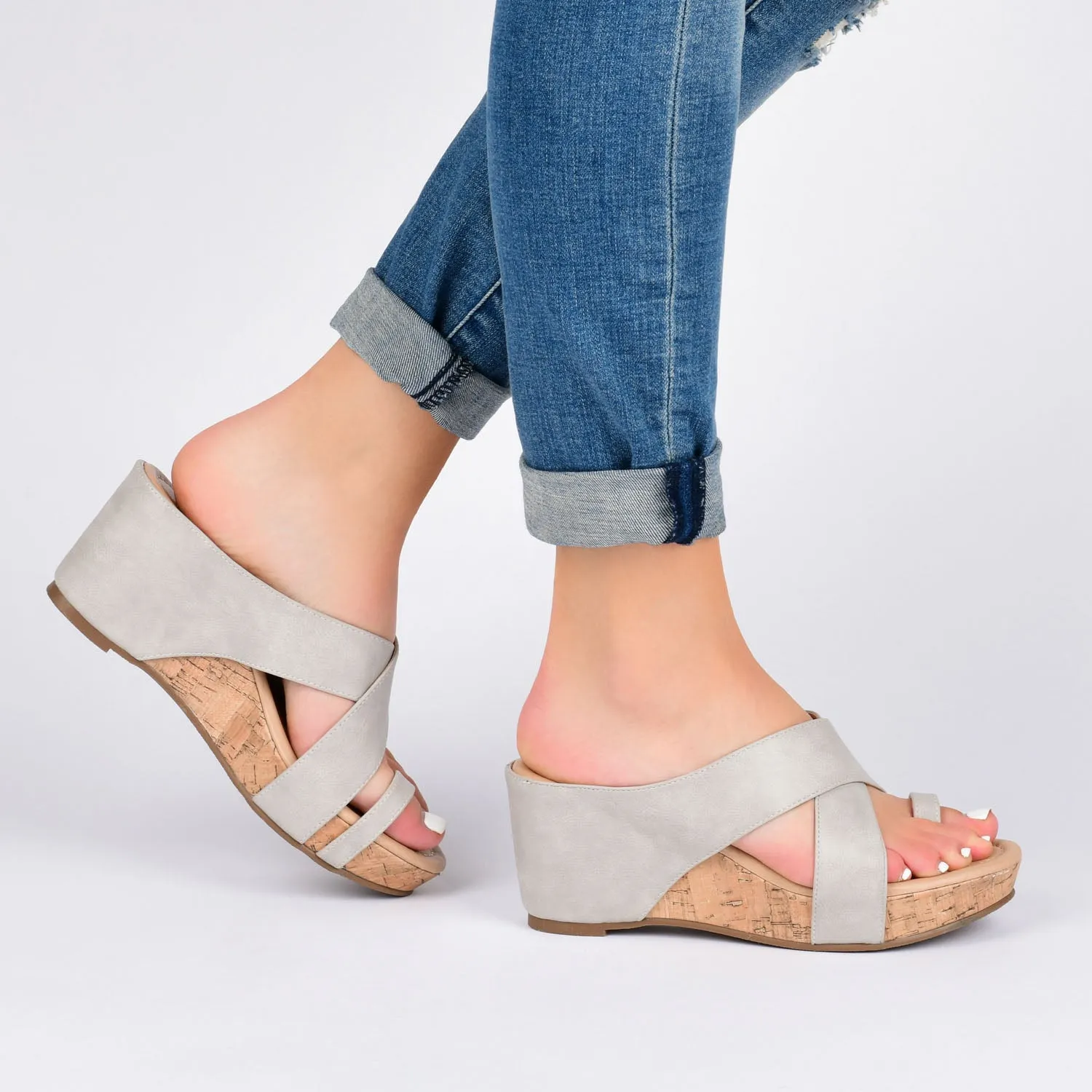 RAYNA WEDGE HEELED SANDAL IN FAUX LEATHER beach walk