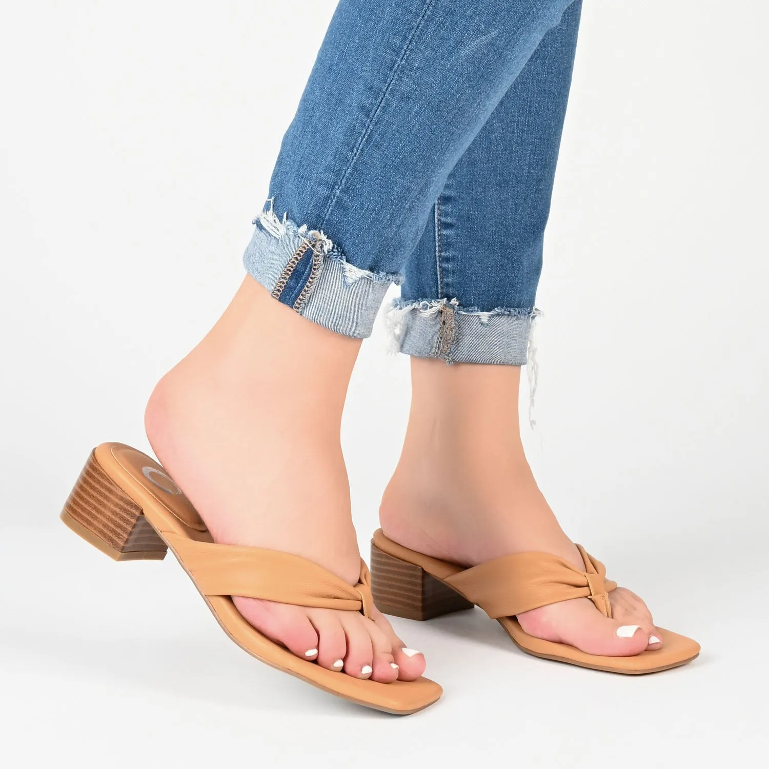 SEELAH BLOCK HEELED SANDALS IN FAUX LEATHER urban cool
