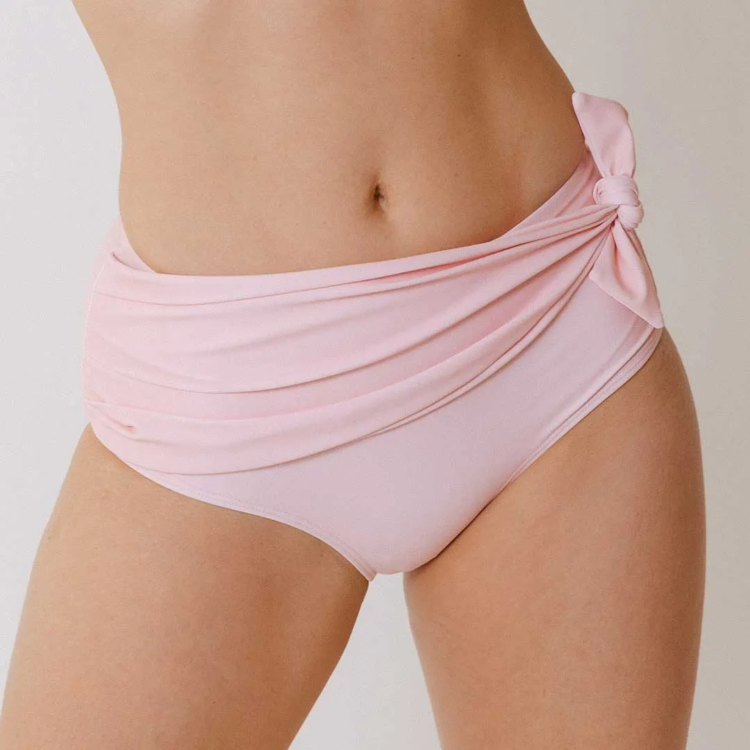 Simone Bottoms, Ballet Pink coastal vibe