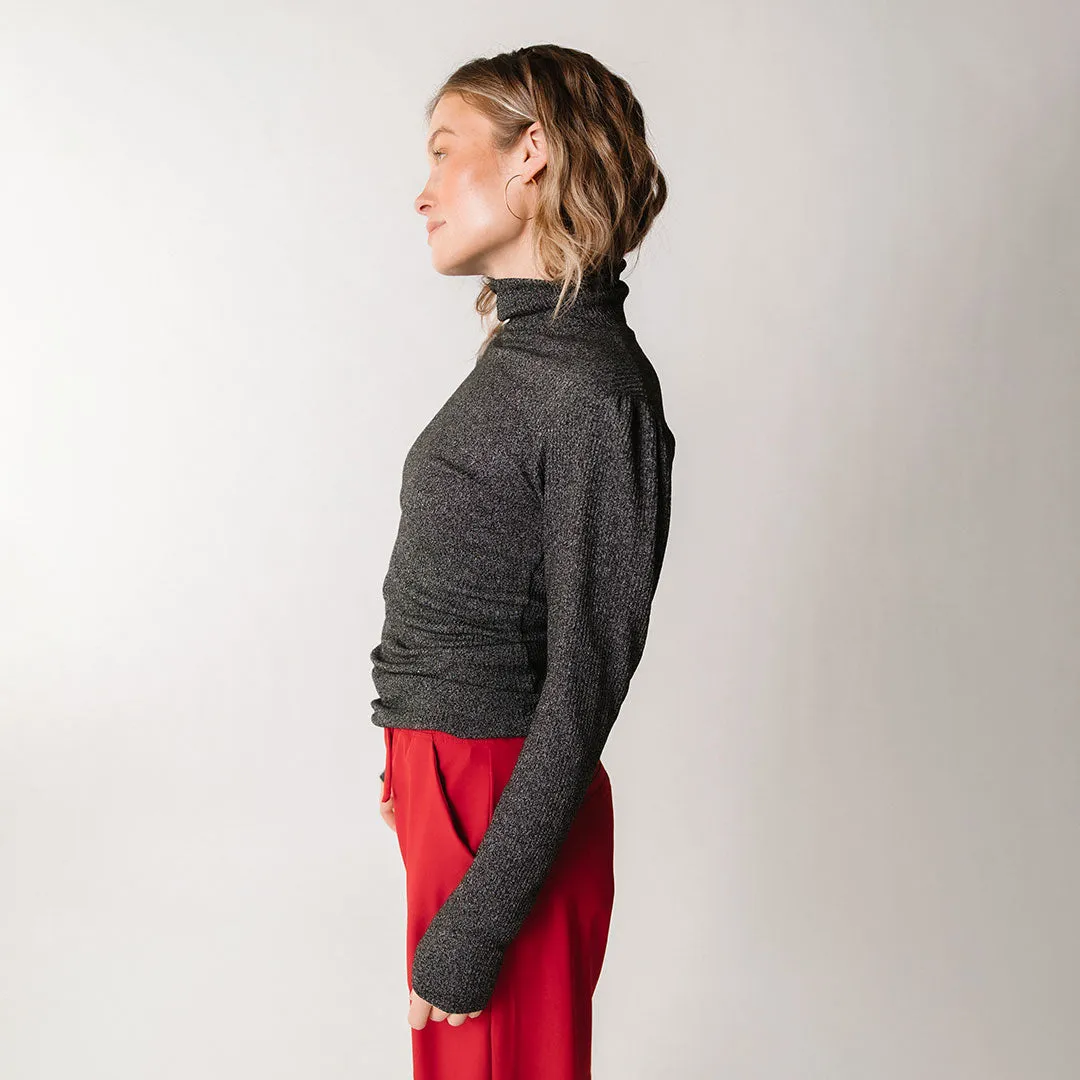 Sydney Turtleneck, Black shade block