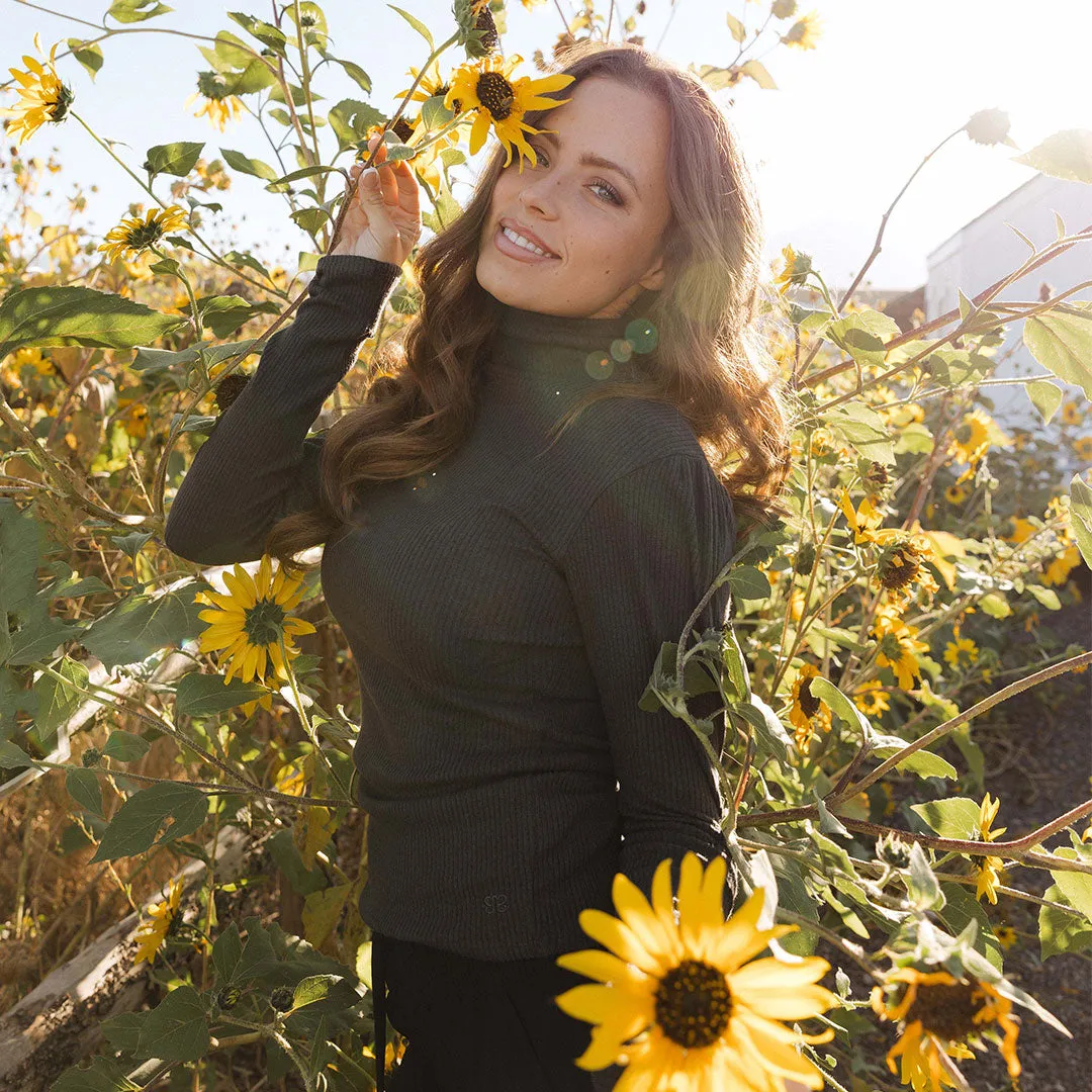 Sydney Turtleneck, Charcoal soft roll
