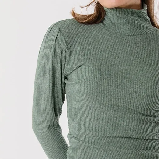 Sydney Turtleneck, Dusty Green button mood