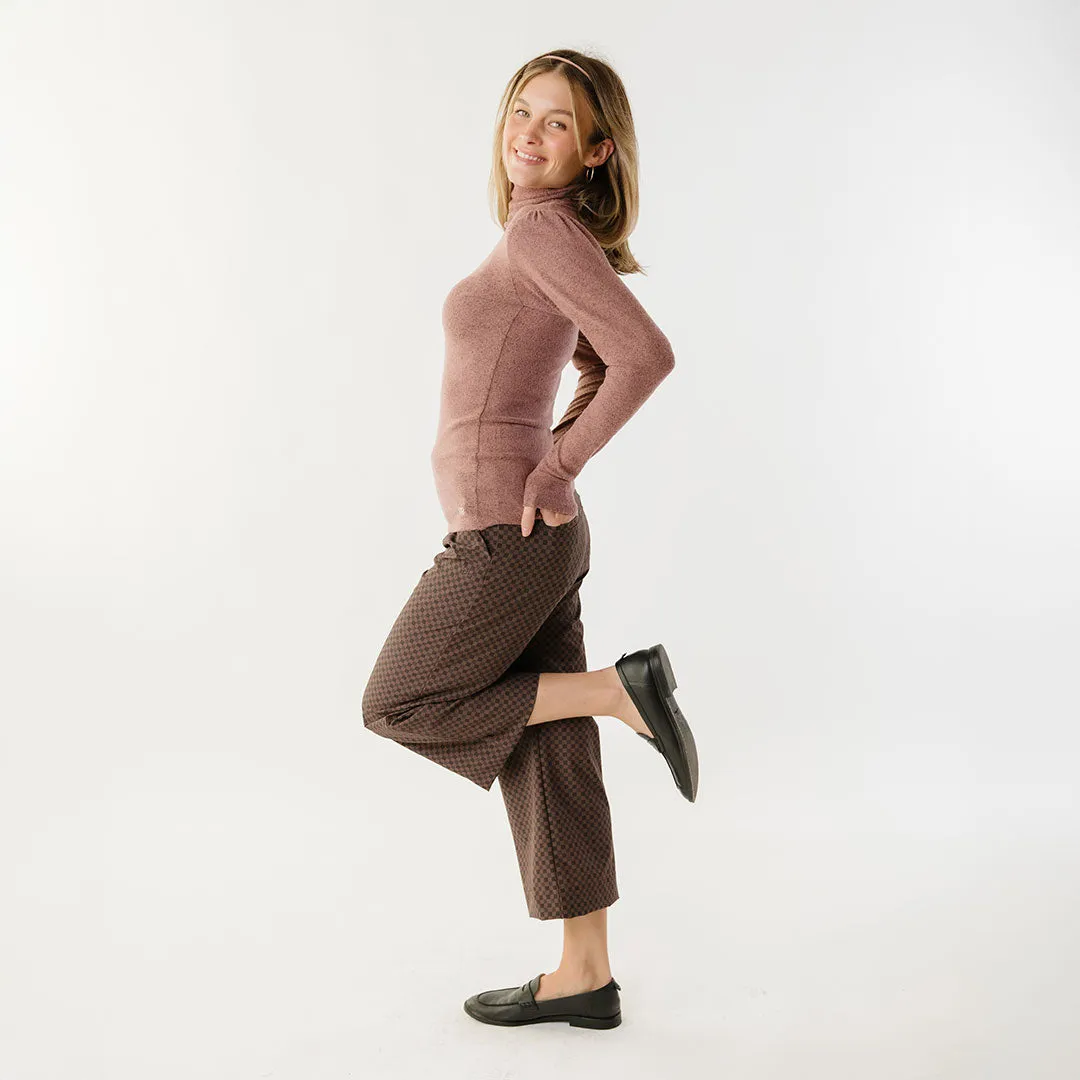 Tatum Turtleneck, Berry drop arm