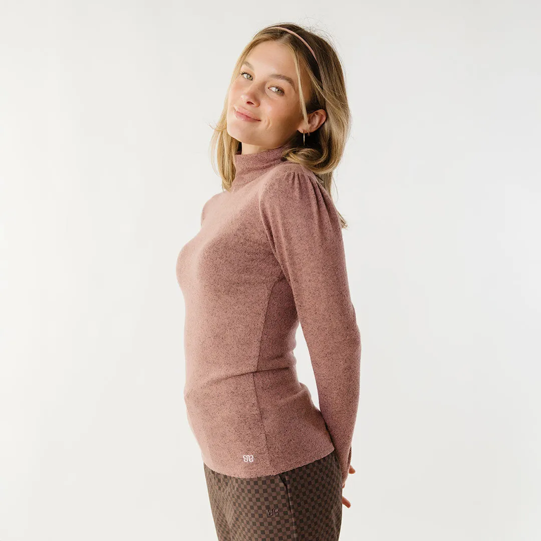 Tatum Turtleneck, Berry drop arm