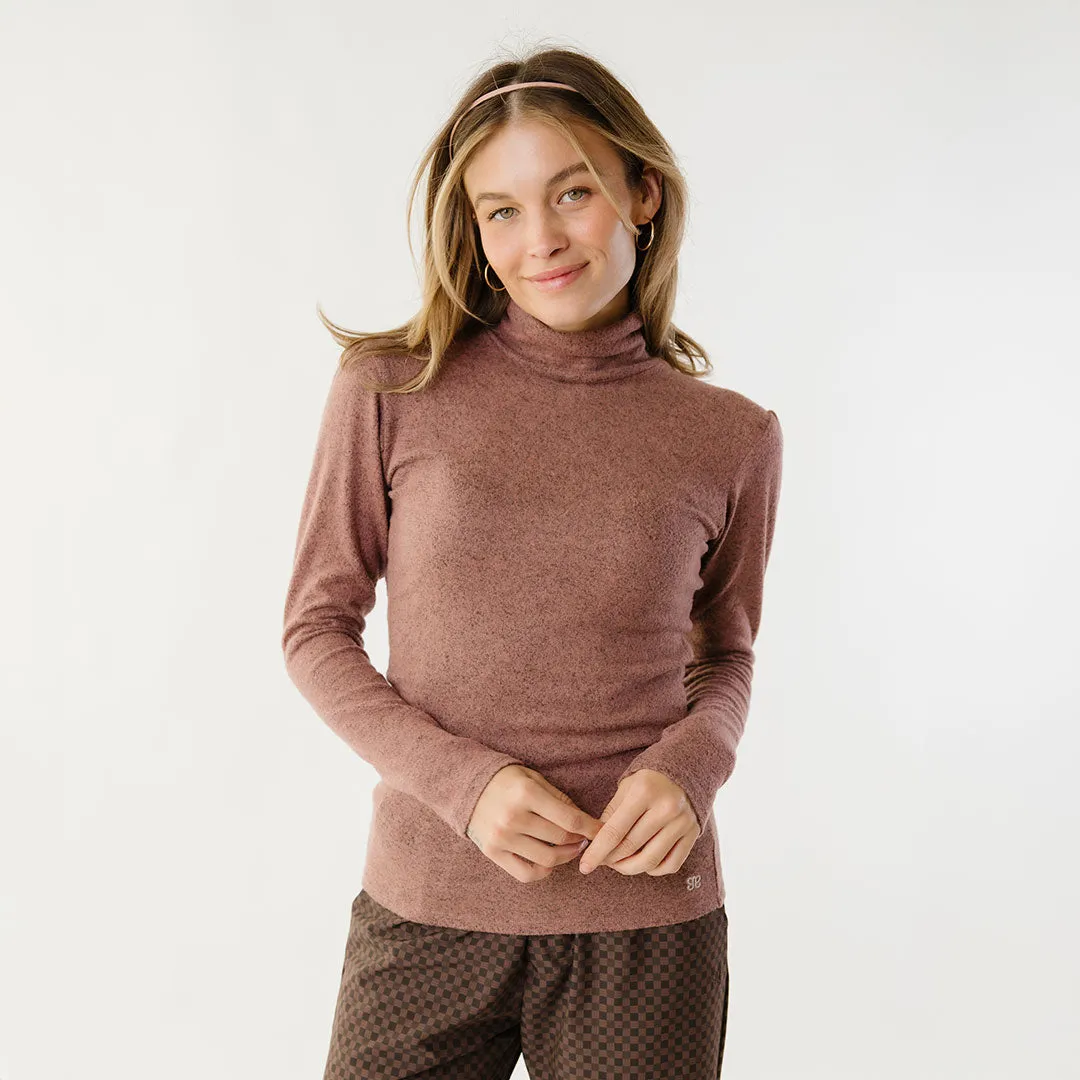 Tatum Turtleneck, Berry drop arm