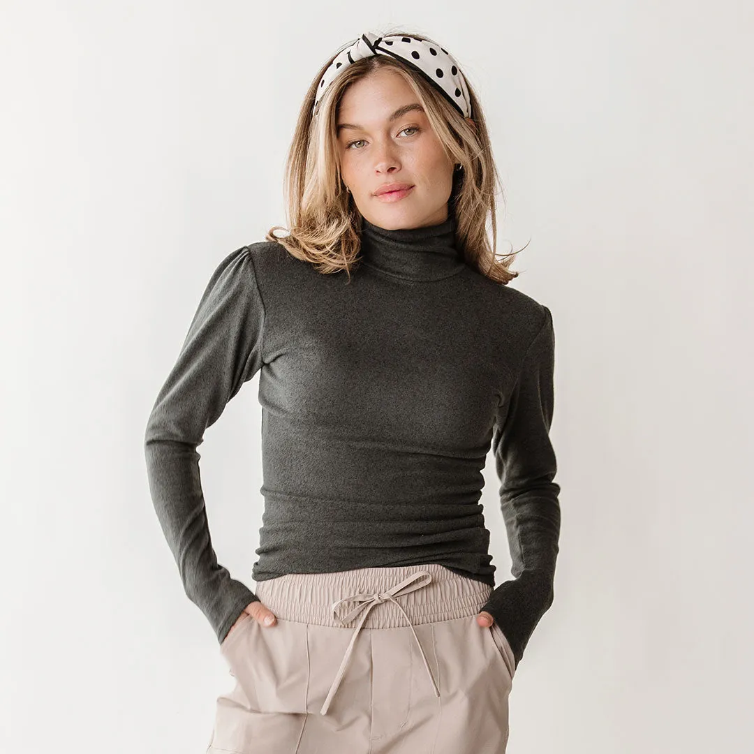 Tatum Turtleneck, Charcoal soft roll
